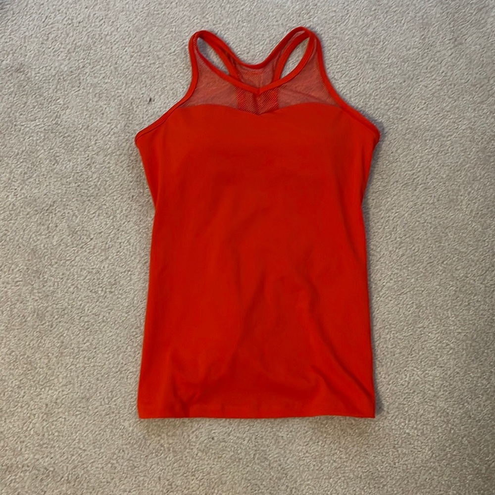 Brand new workout top